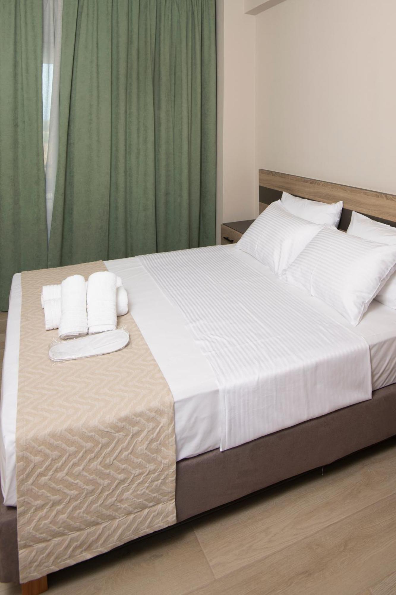 Apanemo Luxury Double * Kourouta